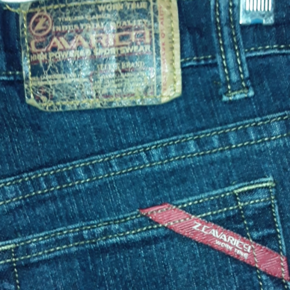 Jeans - Picture 3 of 4